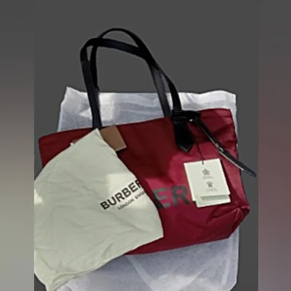 Burberry Logo Tote Bag - Picture 3 of 12